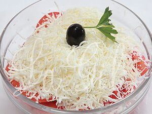 Salată de roşii cu brânză  200gr.