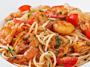 Spaghetti cu fructe de mare 400gr.